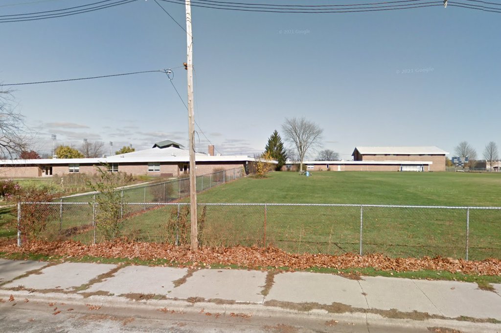 Ring Lardner Middle School