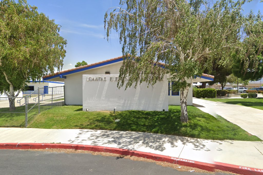 Lomitas Elementary School