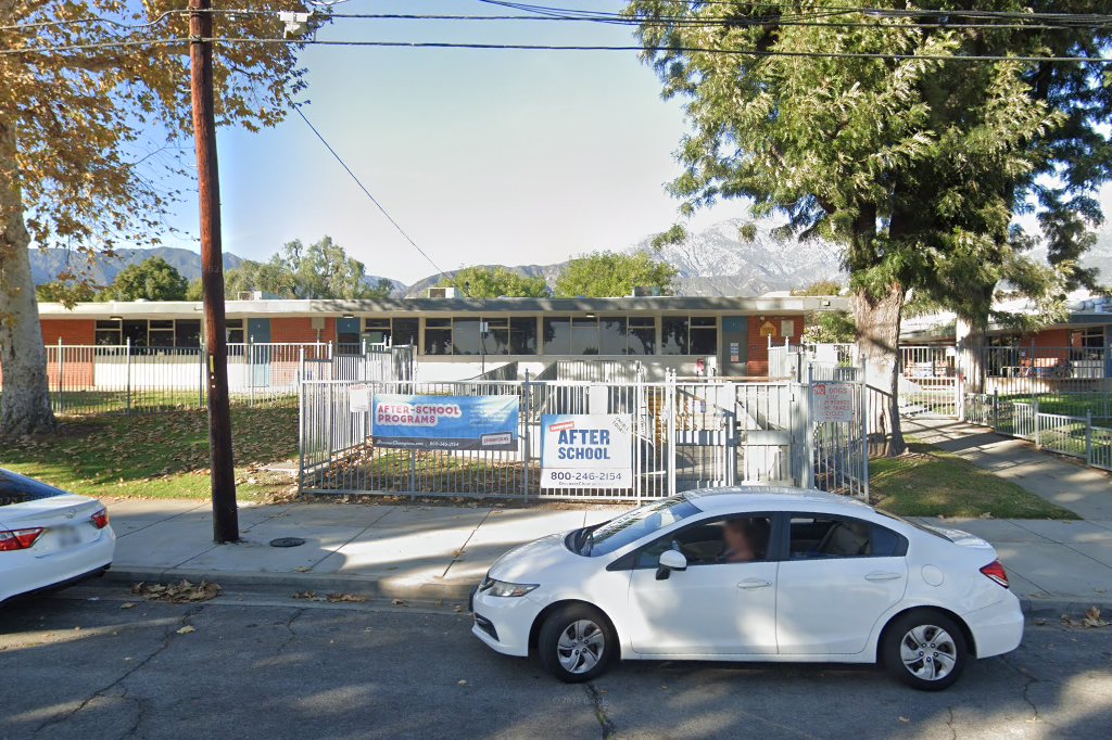Pioneer Junior High School