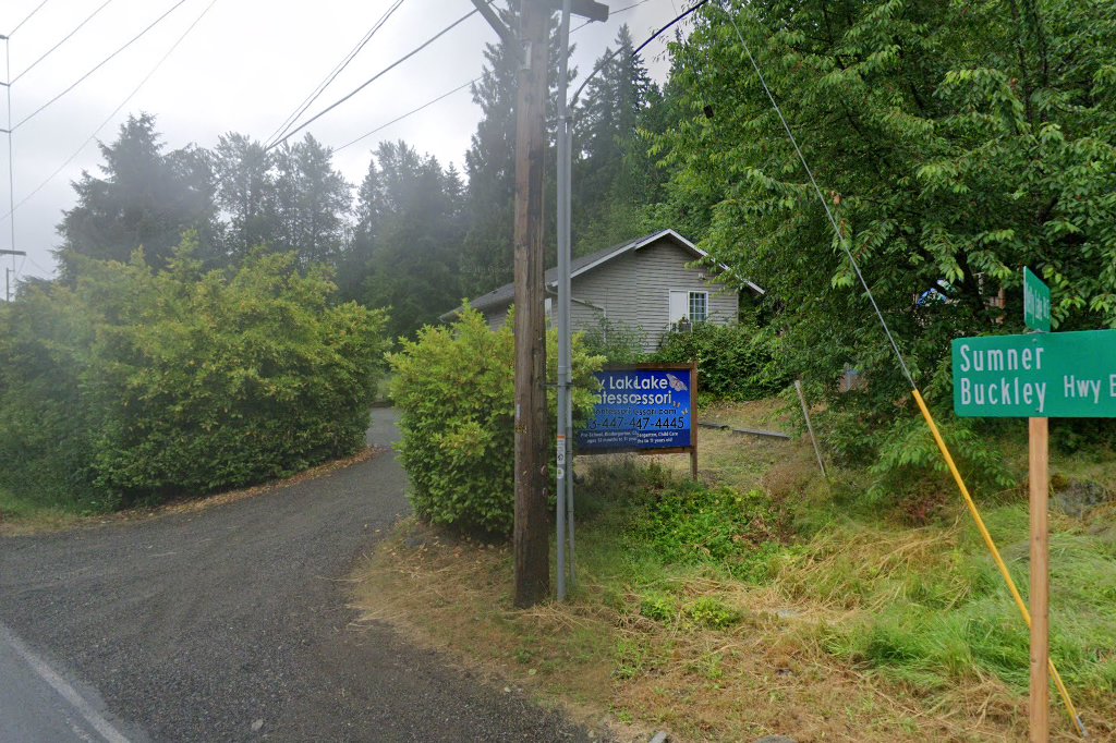Kelly Lake Montessori School