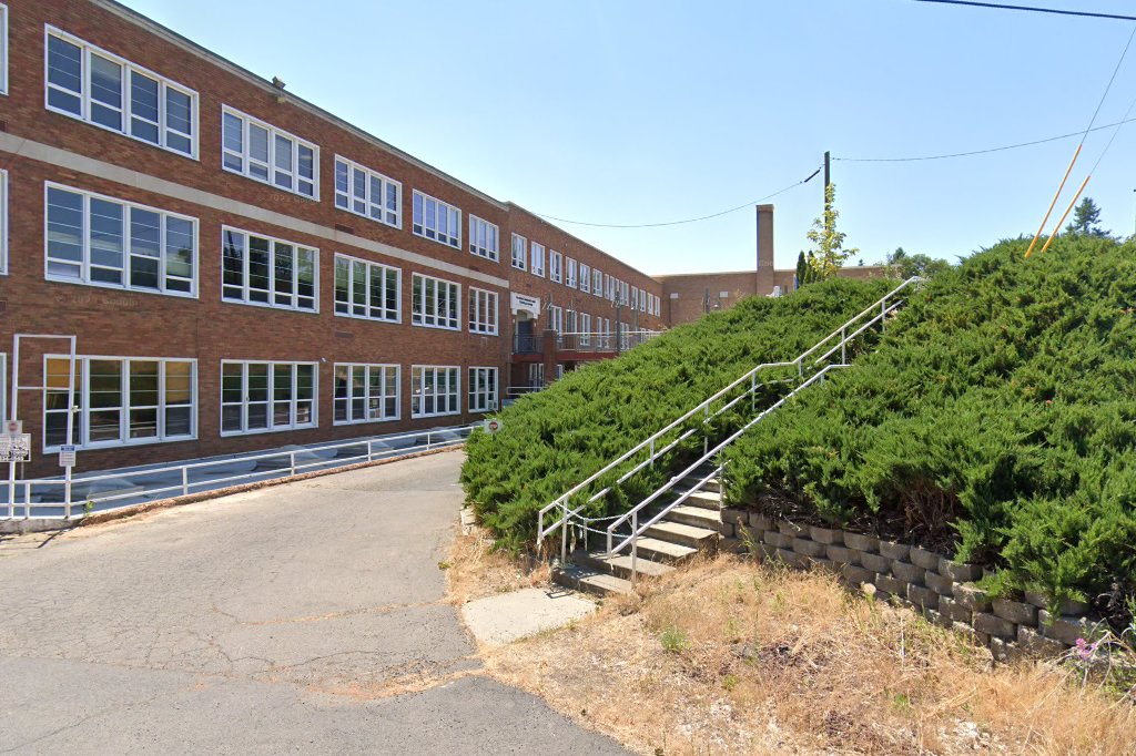 Montessori School Of Pullman