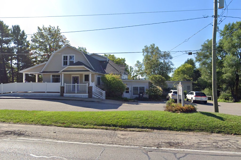 Petoskey Montessori Children's House & Elementary School(A Part of the Public Schools of Petoskey)