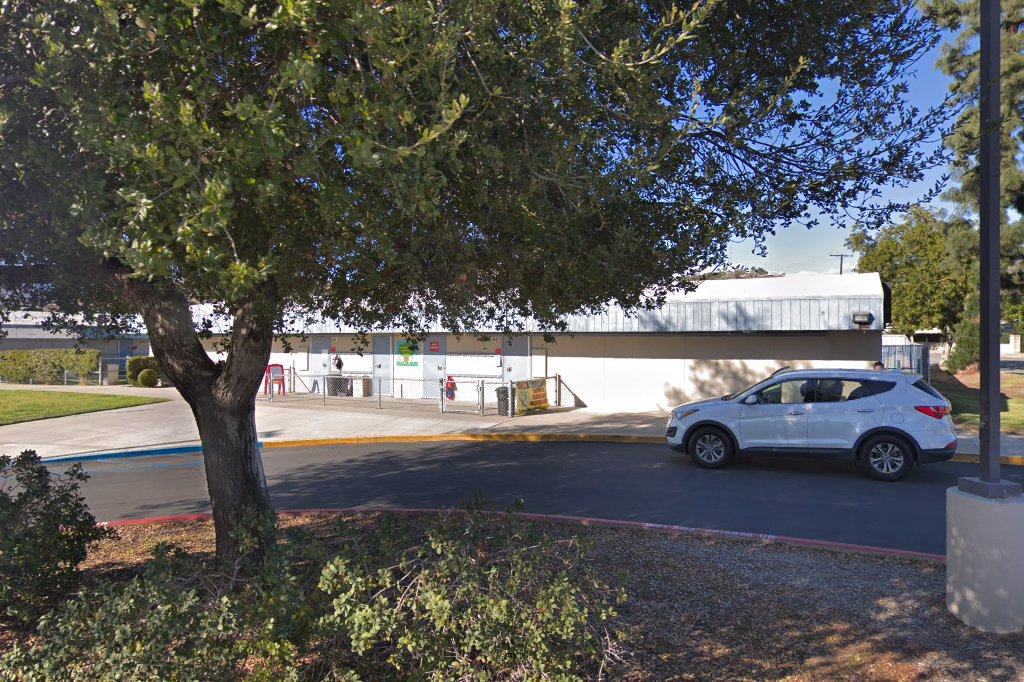 Oak Knoll Alternative School