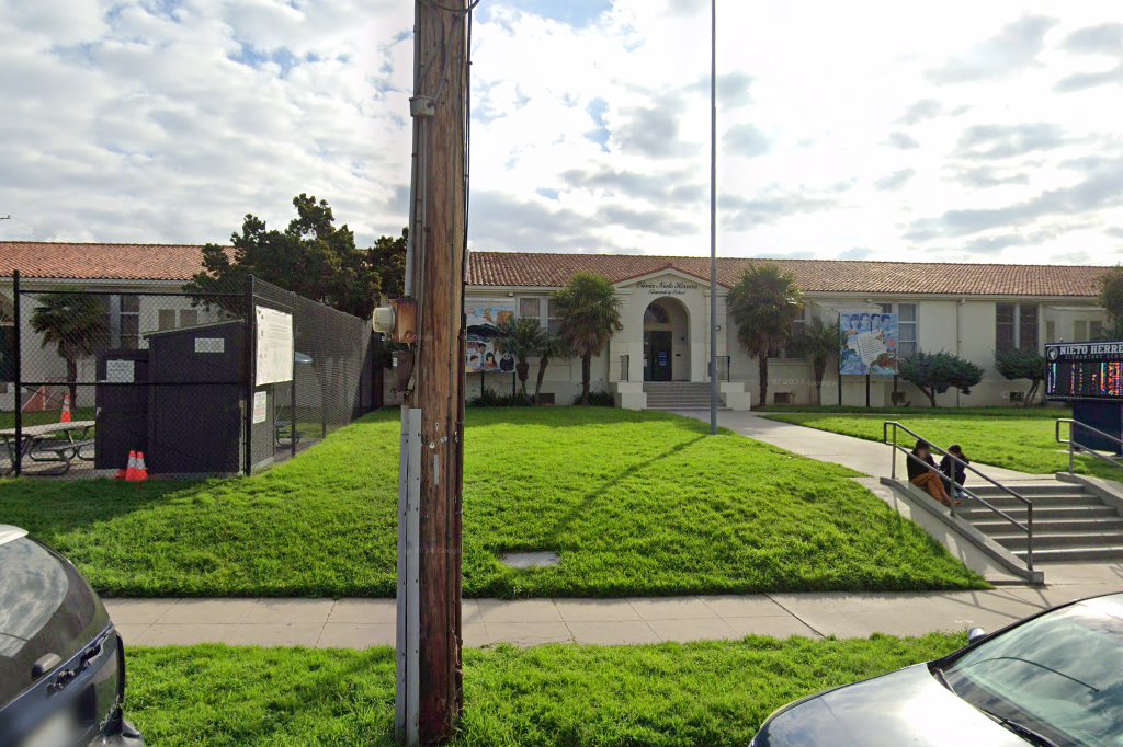 Lee Elementary School