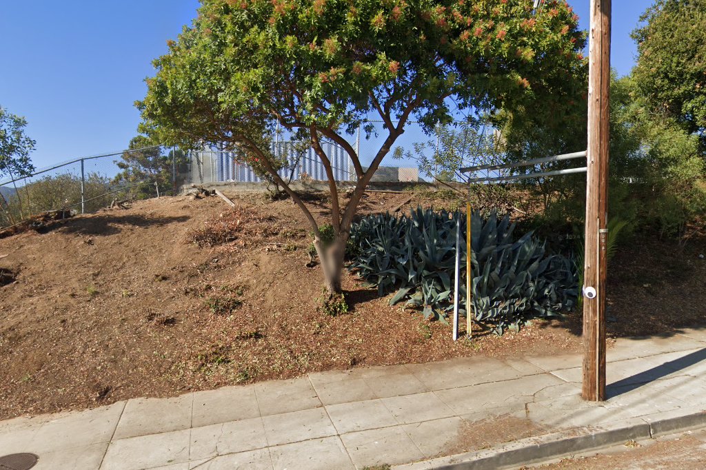 Marquez Avenue Elementary School