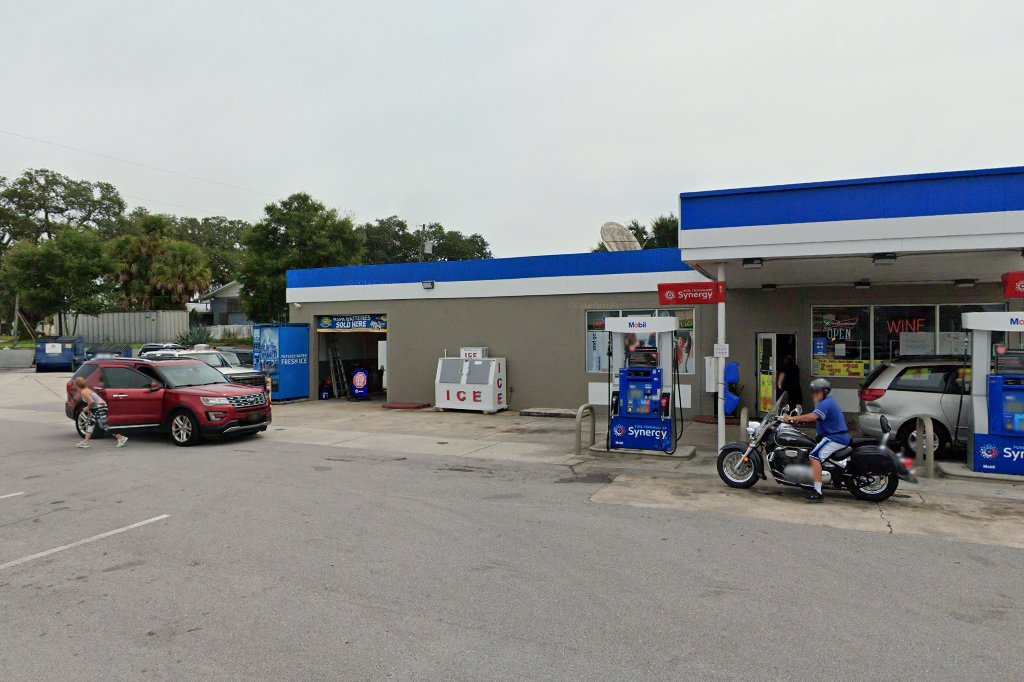 Goodwill Palm Harbor