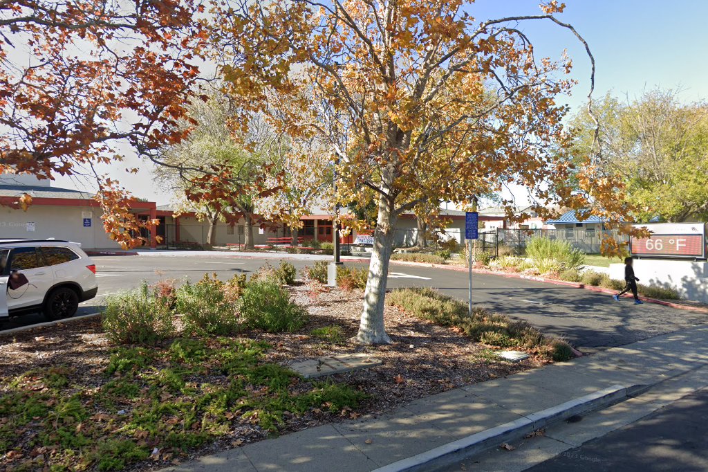 KI Jones Elementary School