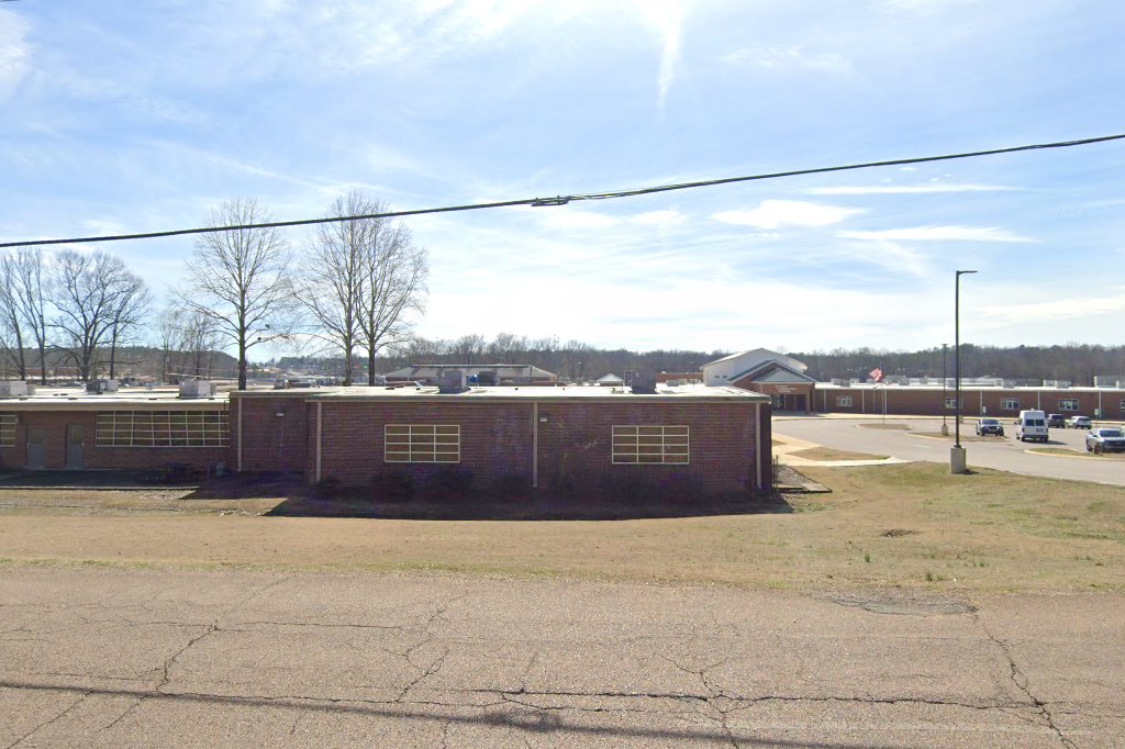 Selmer Elementary School