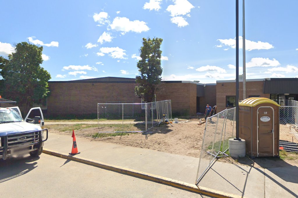 S Maple Elementary School