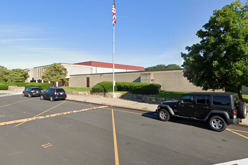 East Hills Middle School