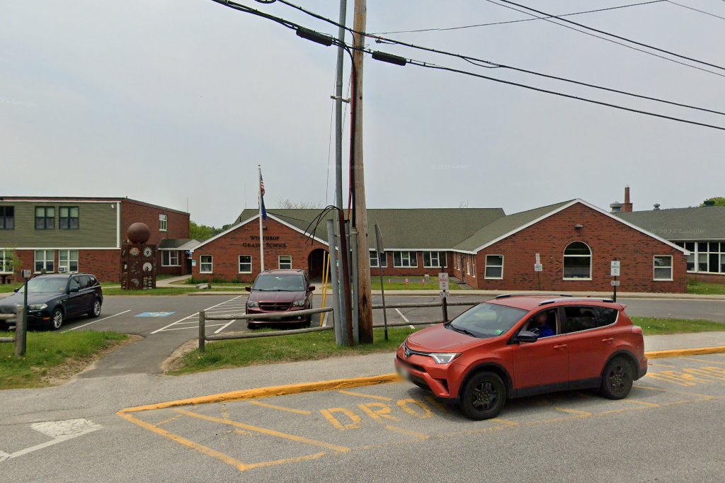 Winthrop Grade School