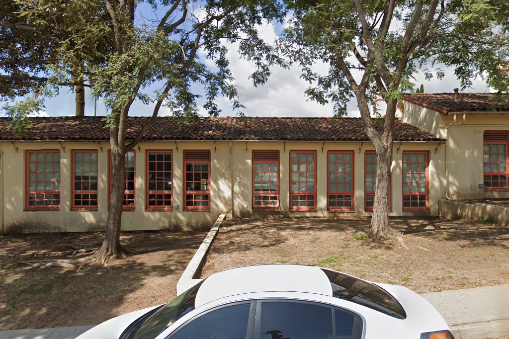 Santa Paula High School