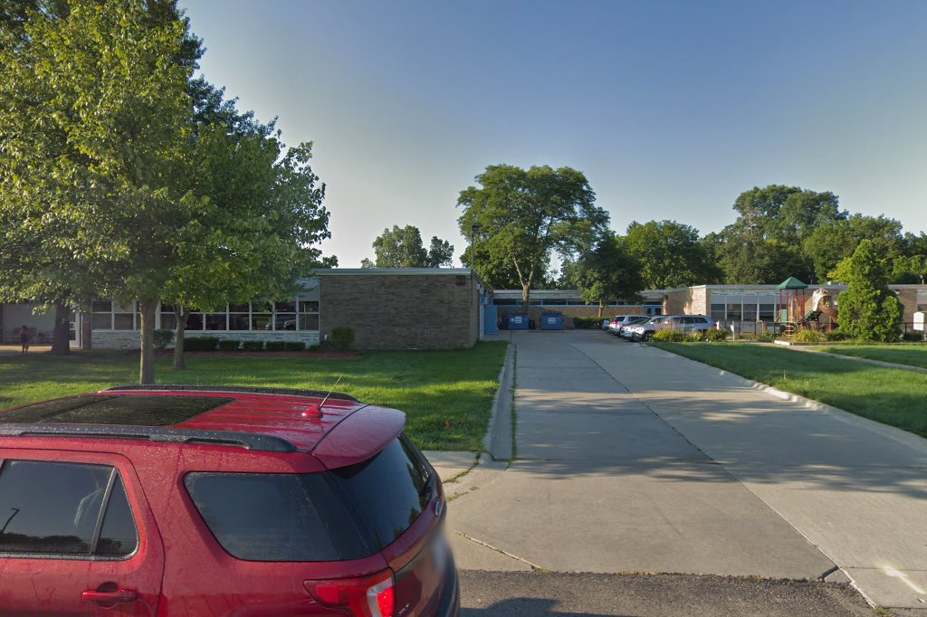 River Oaks Elementary School