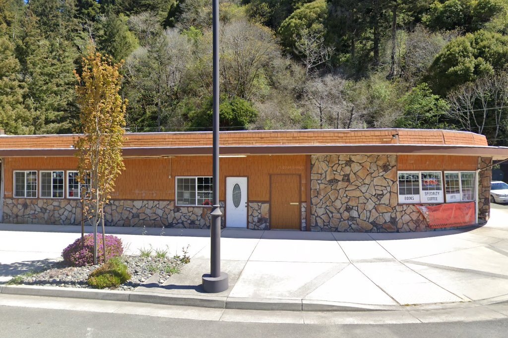 Klamath River Early College Of The Redwoods School