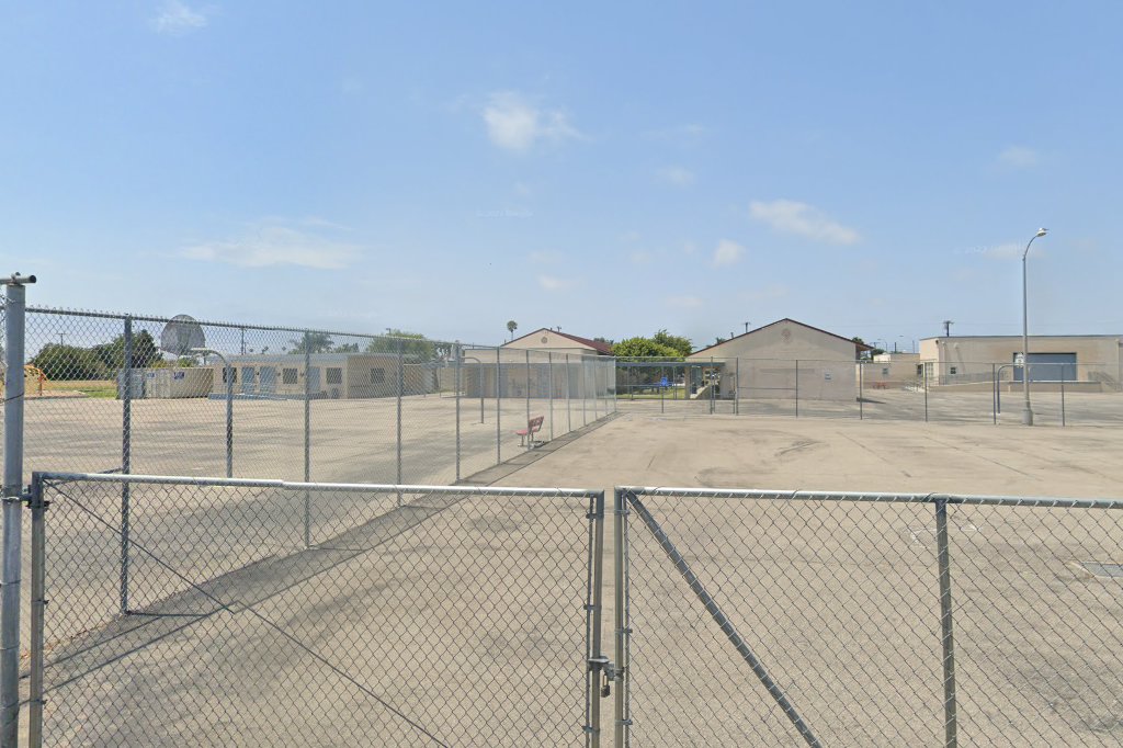 Ansgar Larsen Elementary School