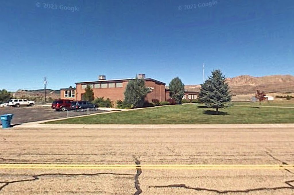 Flaming Gorge School