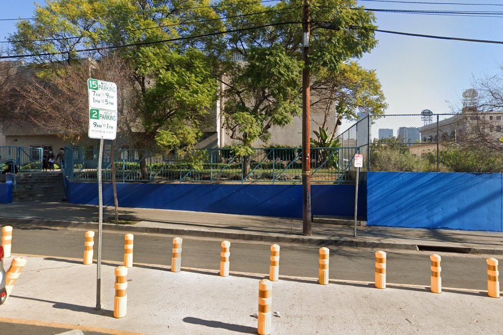 Esperanza Elementary School