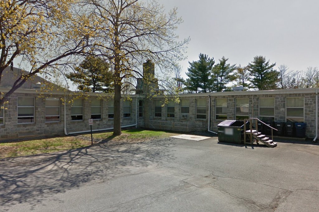 Houserville/Lemont Elementary School