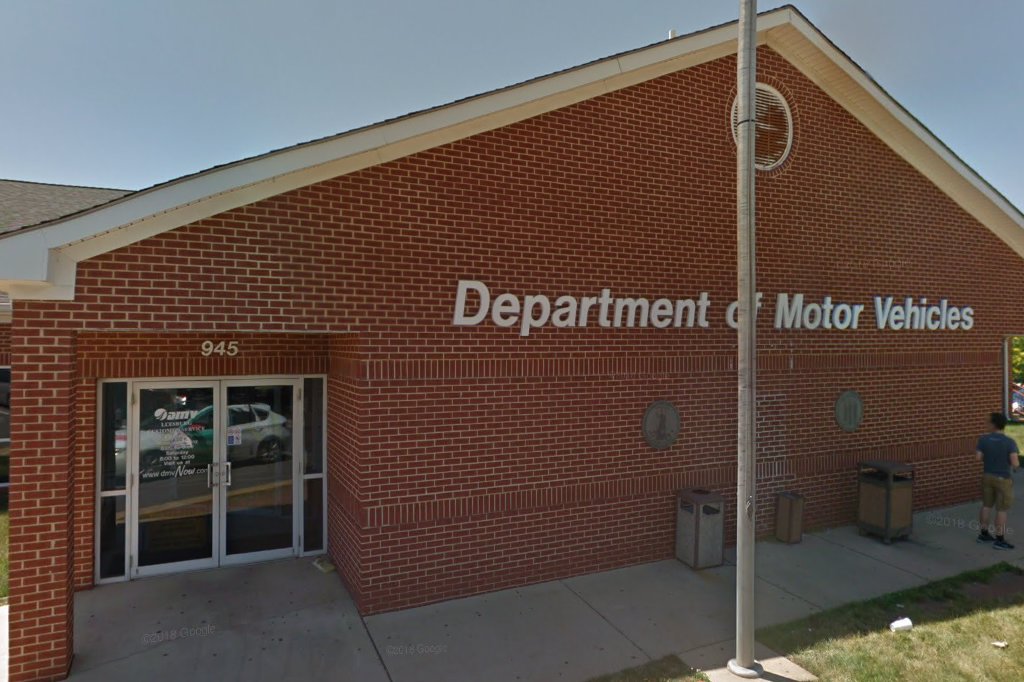 Leesburg DMV Self-Service Center