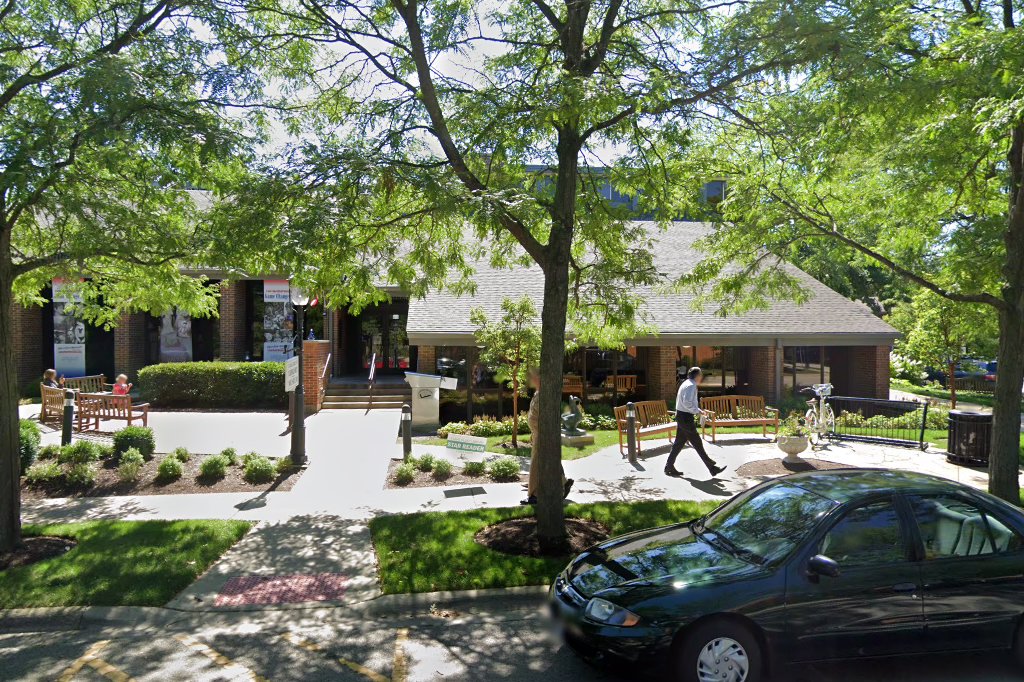 Lake Bluff Public Library