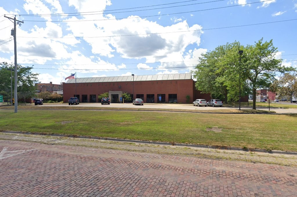 Clinton Passport Office