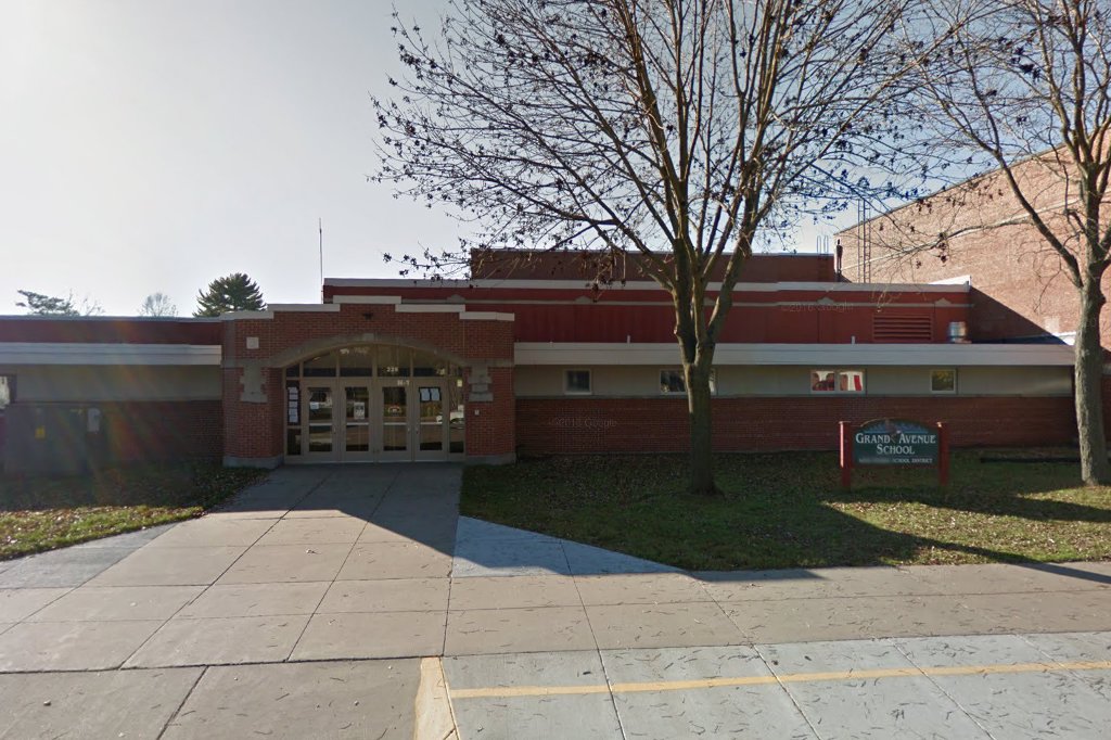 Grand Avenue Elementary School
