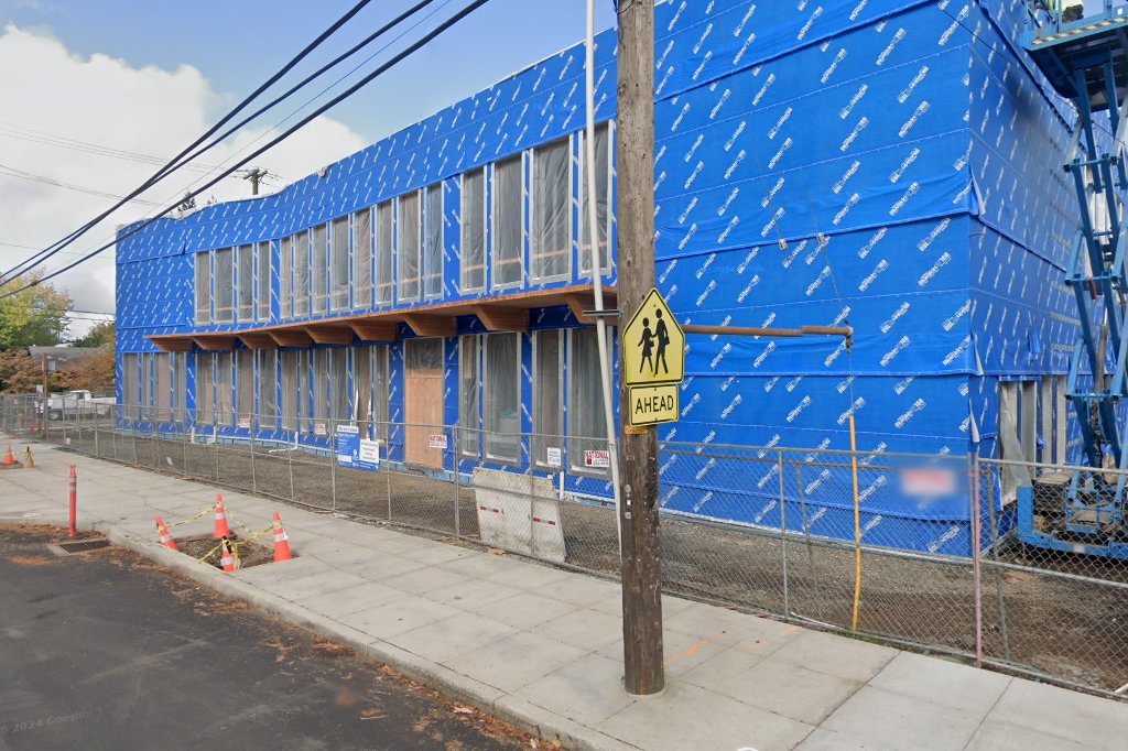 Multnomah County Library - Holgate