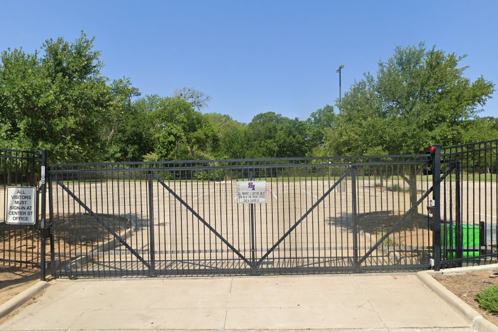 Summit International Preparatory School