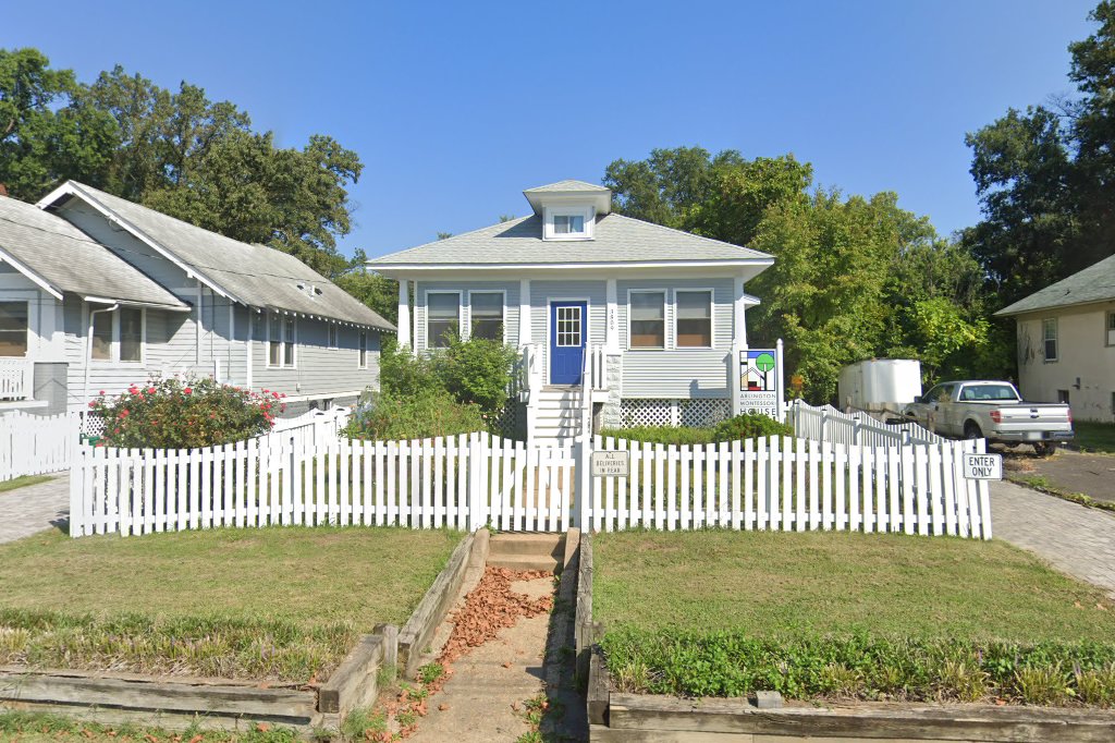 Arlington Montessori House