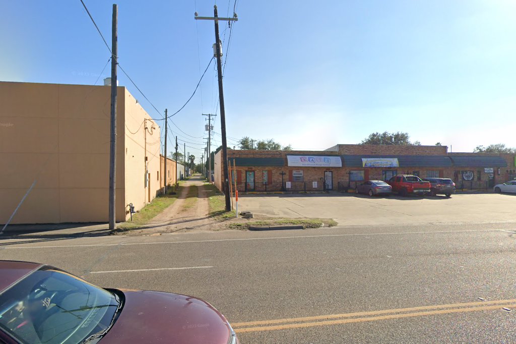 De La Rosa Pharmacy And Medical Equipment Pharmacy