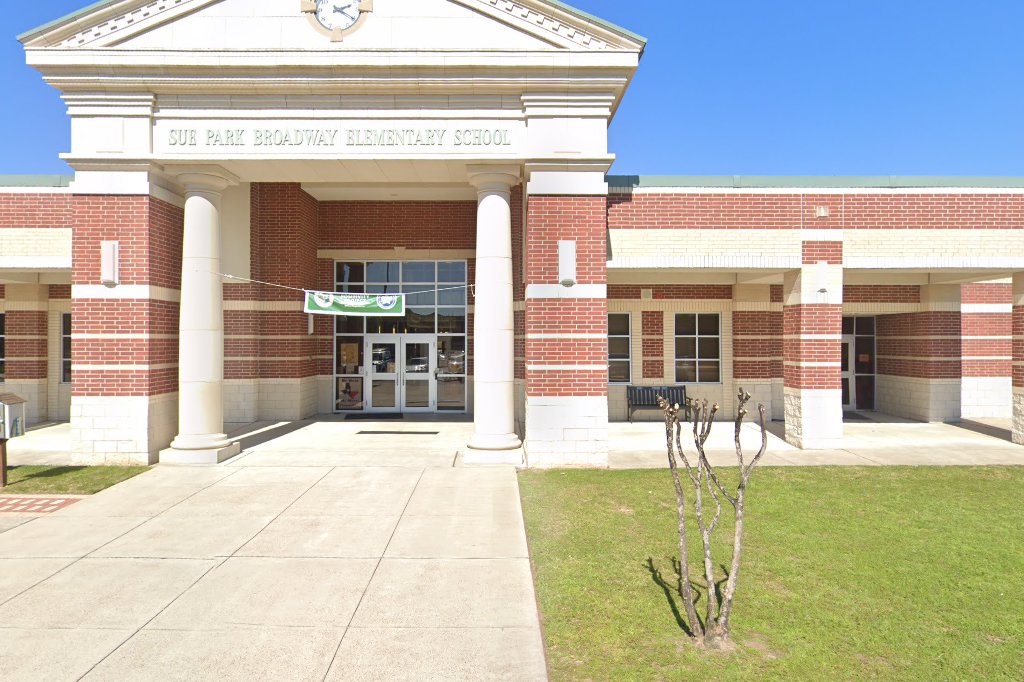 Broadway Elementary School