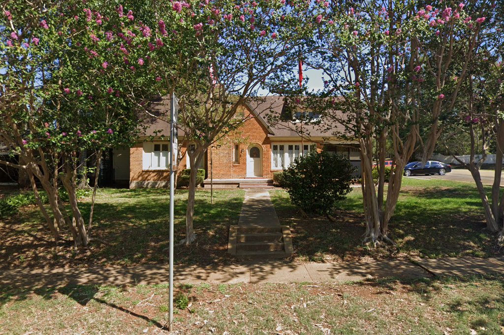 San Augustine Public Library