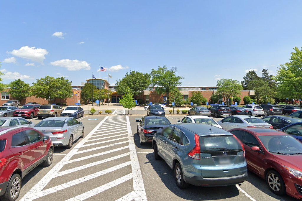 Lee High School