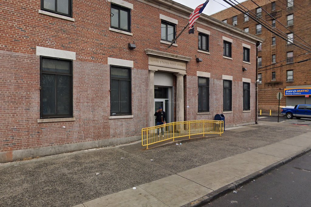 West Farms Passport Office