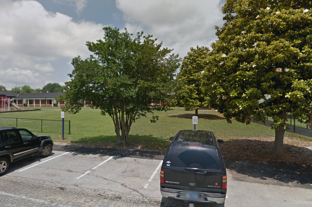 Saluda Primary School