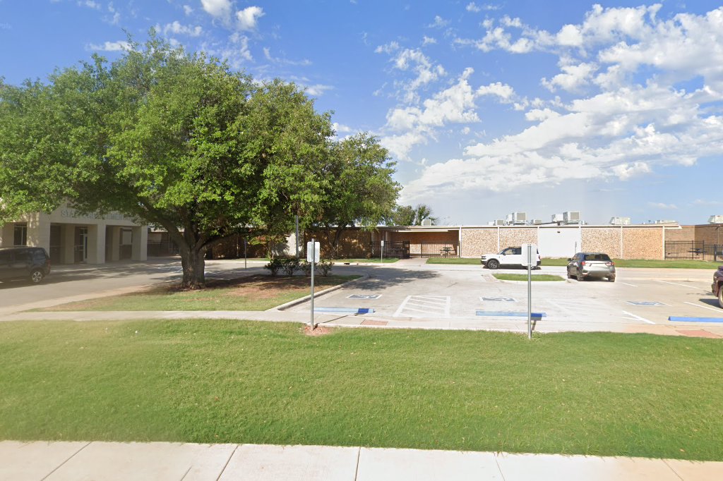 Lee Elementary School