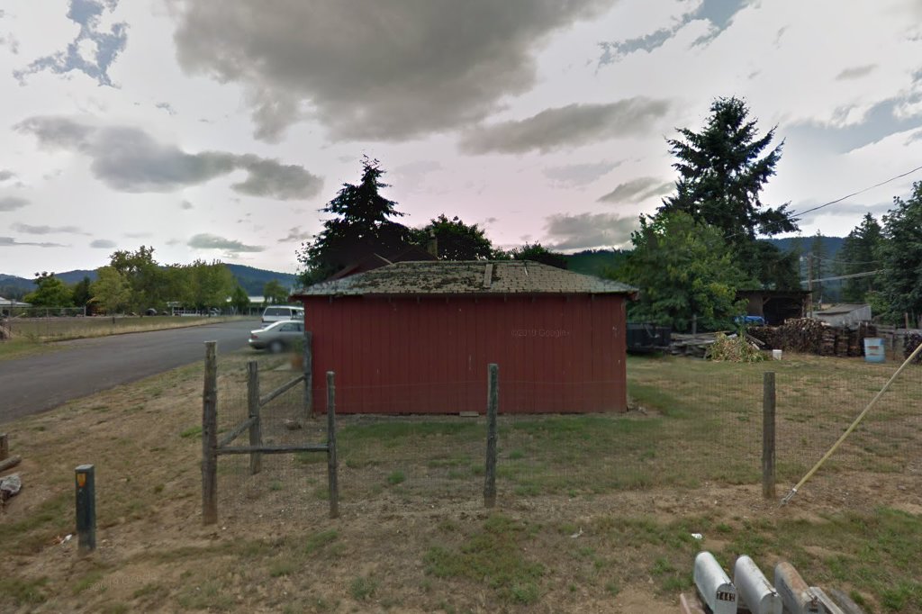 Lookingglass Elementary School