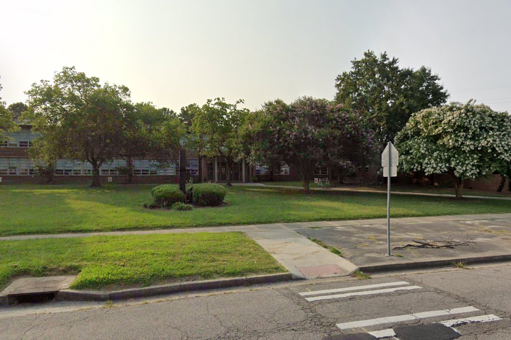 Larrymore Elementary School