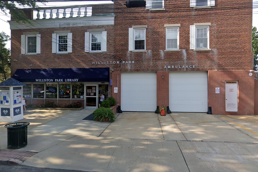 Williston Park Passport Office