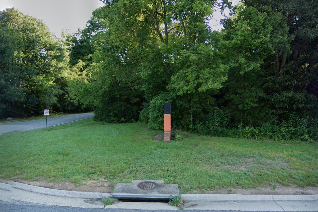 Pocahontas Elementary School