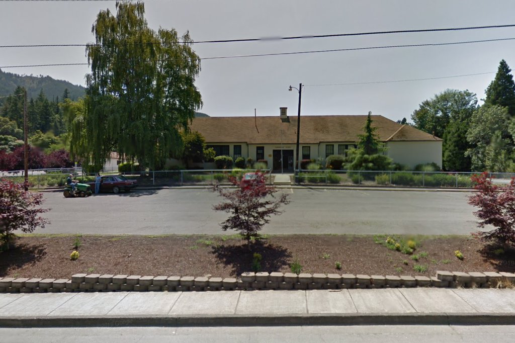 Canyonville School
