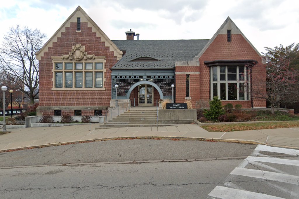 Oakmont Carnegie Library