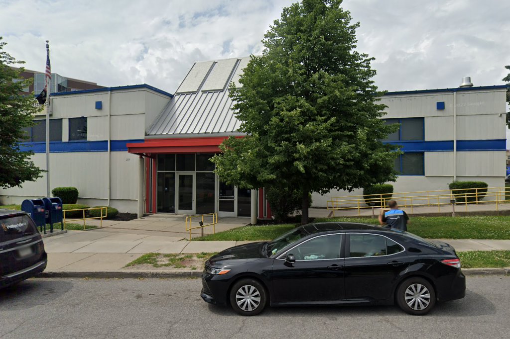 Niagara Square Passport Office