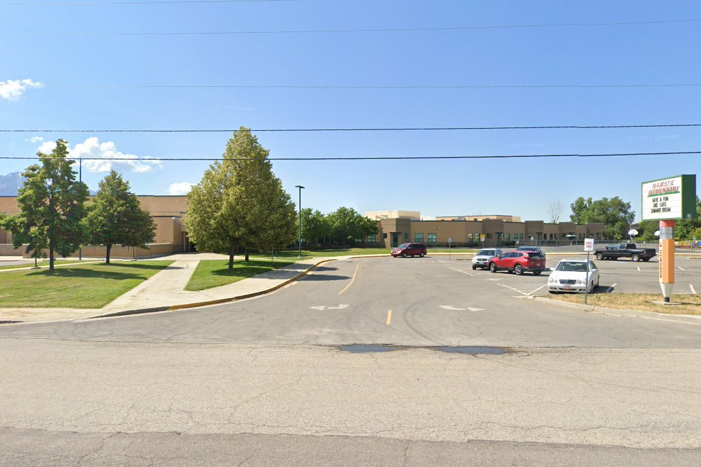 Majestic School