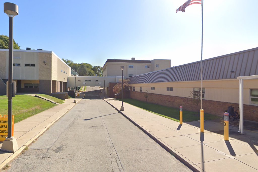 Leechburg Area High School