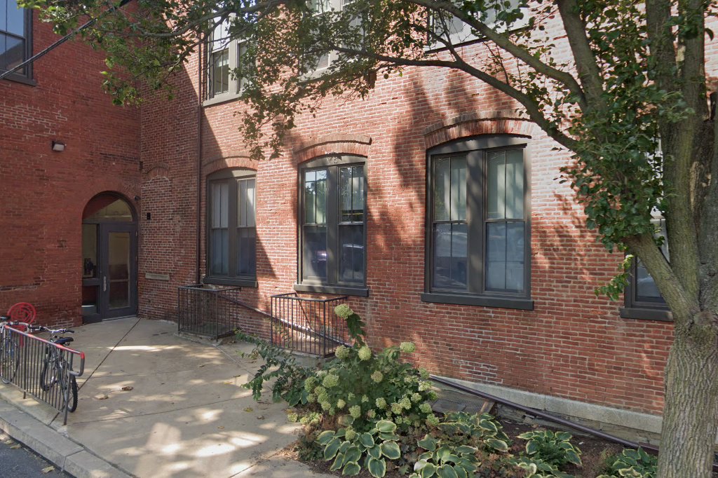La Academia Partnership Charter School