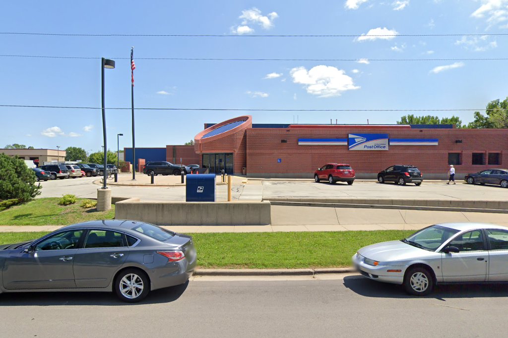 De Pere Passport Office