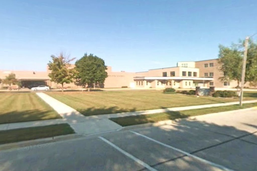 New Holstein High School