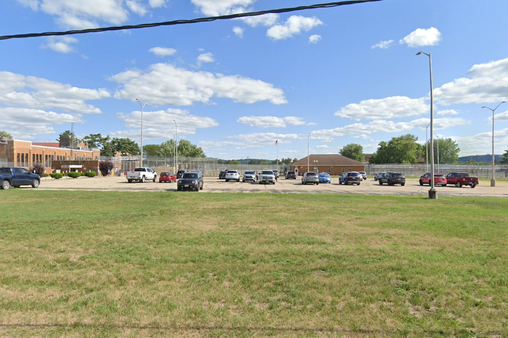 Prairie Du Chien Correctional Institution