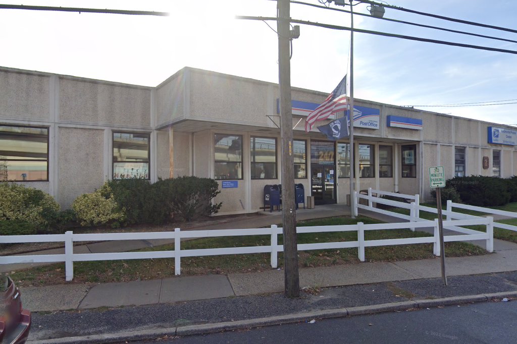 Lindenhurst Passport Office
